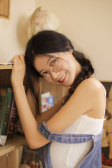 父子俩同耕一块地